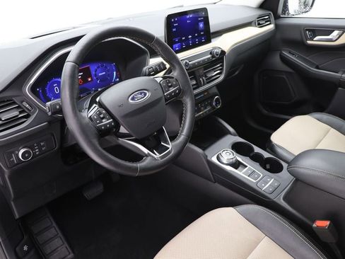 Used 2022 Ford Escape Titanium w/ Titanium Elite Package image 14