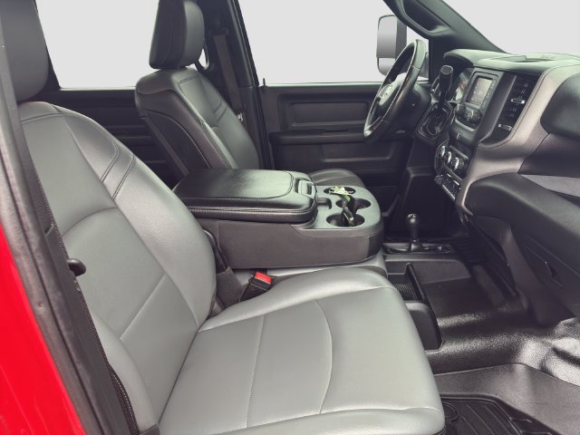 Used 2022 RAM 3500 Tradesman w/ Chrome Appearance Group AWD/4WD image 22