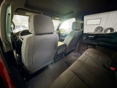 Used 2020 Chevrolet Silverado 1500 Custom w/ Custom Convenience Package image 9