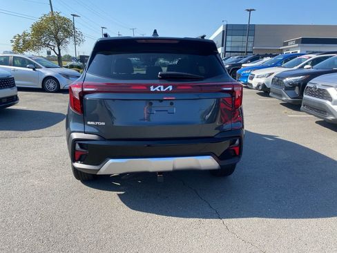 New 2026 Kia Seltos S image 4