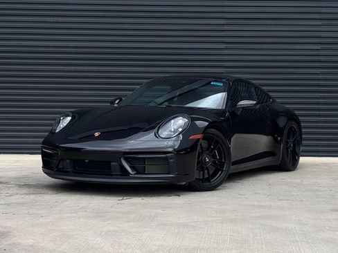 Certified 2022 Porsche 911 Carrera 4 GTS AWD/4WD image 1