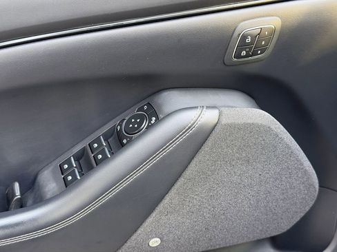 Used 2021 Ford Mustang Mach-E Premium image 33