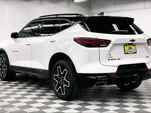 Used 2023 Chevrolet Blazer RS w/ Driver Confidence II Package AWD/4WD image 2