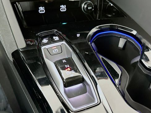 New 2025 Audi SQ5 Premium image 7