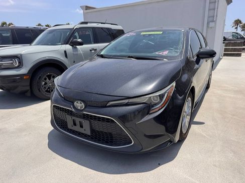 Used 2020 Toyota Corolla XLE w/ Carpet Mat Package (TMS) FWD image 3