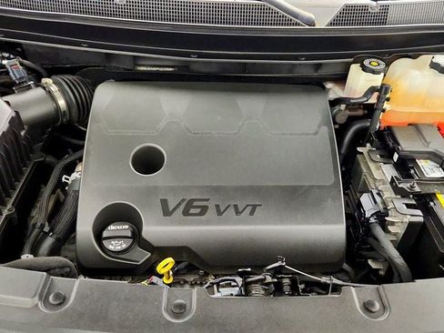 Used 2023 Chevrolet Traverse LT AWD/4WD image 26