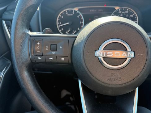 Certified 2024 Nissan Rogue S FWD image 18