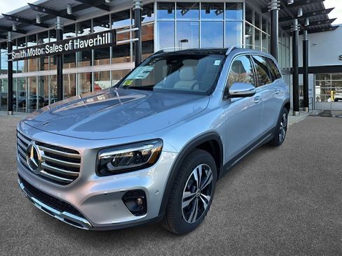 Certified 2026 Mercedes-Benz GLB 250 4MATIC image 4