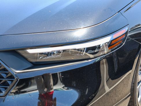 Certified 2024 Honda Accord EX image 20