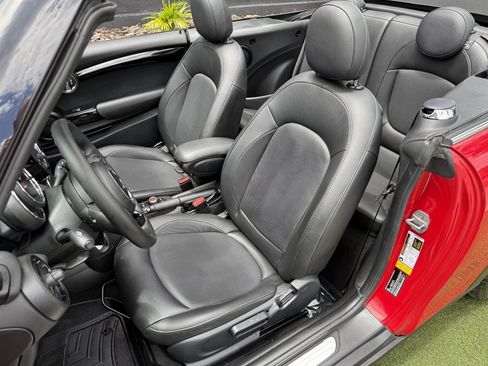 Used 2019 MINI Cooper Convertible FWD image 18