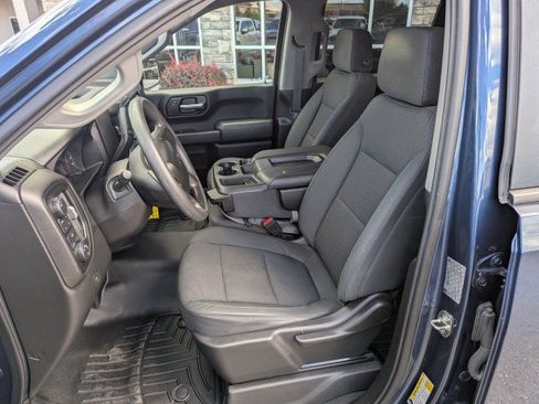 Used 2019 Chevrolet Silverado 1500 Custom Trail Boss w/ Custom Convenience Package AWD/4WD image 11