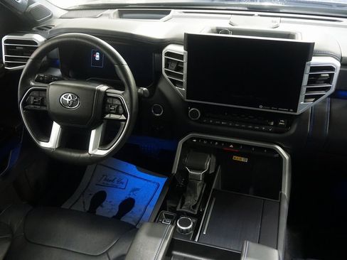 Used 2024 Toyota Sequoia Platinum image 32