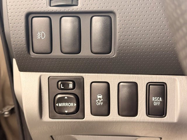 Used 2014 Toyota Tacoma 4x4 Double Cab w/ SR5 Package image 20