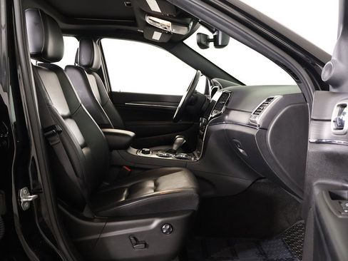 Used 2022 Jeep Grand Cherokee Limited image 28