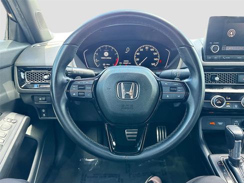 Used 2023 Honda Civic Sport image 11