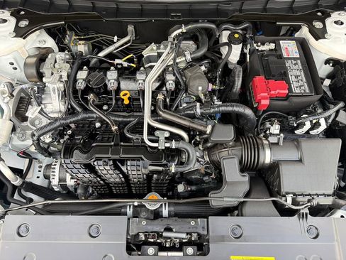 Used 2025 Nissan Altima 2.5 SV image 37