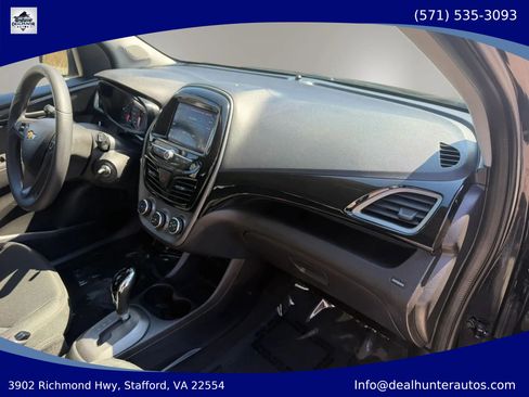 Used 2021 Chevrolet Spark LT FWD image 18
