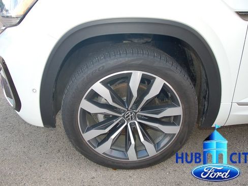 Used 2022 Volkswagen Atlas SEL Premium AWD/4WD image 9