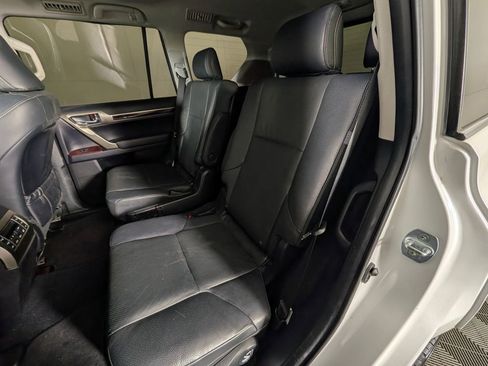 Used 2019 Lexus GX 460 Premium AWD/4WD image 22