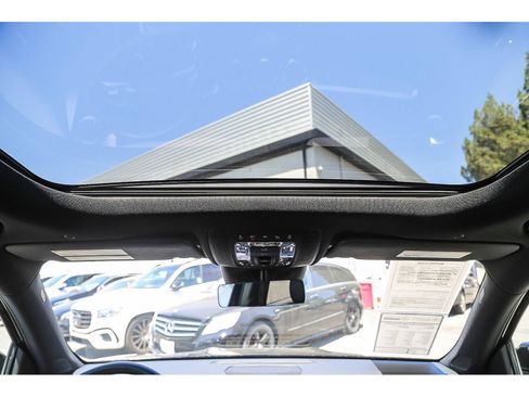 Used 2024 Mercedes-Benz EQB 300 4MATIC image 14