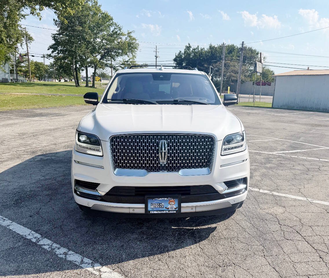Used 2018 Lincoln Navigator Reserve w/ Technology Package AWD/4WD image 2