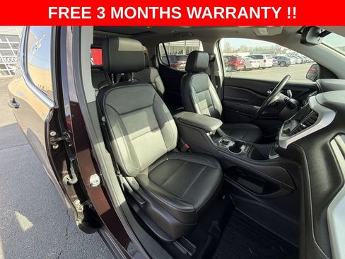 Used 2021 GMC Acadia SLT w/ LPO, Floor Liner Package AWD/4WD image 22