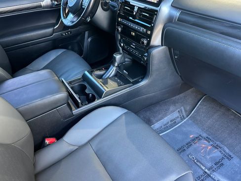 Used 2022 Lexus GX 460 w/ Black Line Special Edition AWD/4WD image 19