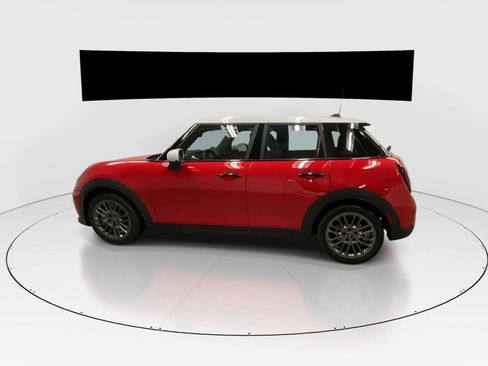 New 2026 MINI Cooper 4-Door Hardtop FWD image 7