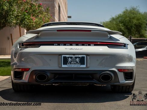 Used 2022 Porsche 911 Cabriolet AWD/4WD image 6