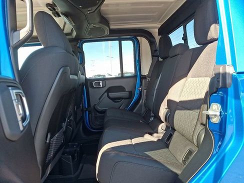 New 2026 Jeep Gladiator Mojave w/ Safety Group AWD/4WD image 5