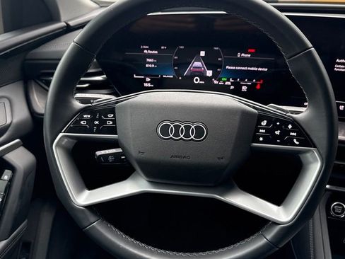 Used 2025 Audi Q5 Premium Plus w/ Premium Plus AWD/4WD image 7