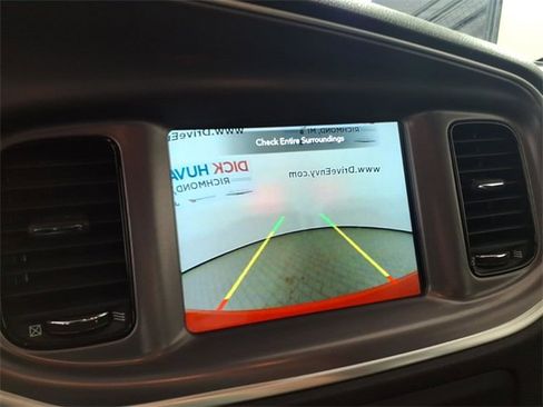 Used 2022 Dodge Charger R/T w/ Harman/Kardon Audio Group image 24