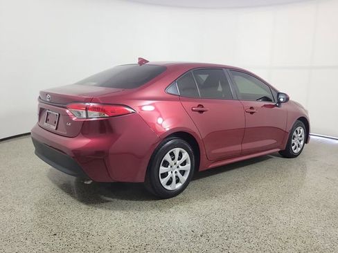 Used 2023 Toyota Corolla LE FWD image 5