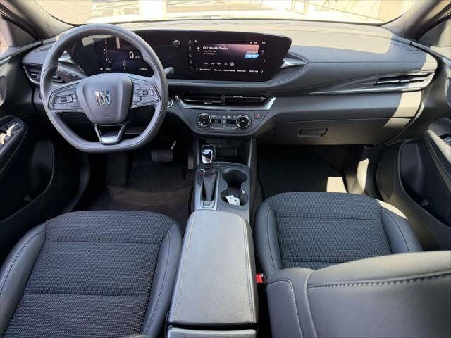 Used 2026 Buick Envista Preferred w/ Advanced Safety Package FWD image 16