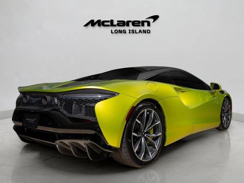 Used 2023 McLaren Artura image 4