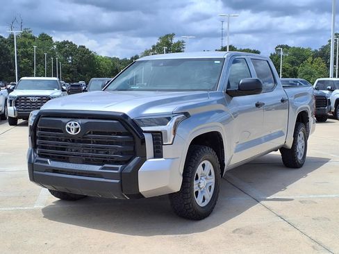 Used 2023 Toyota Tundra SR w/ SR Tow Package AWD/4WD image 3