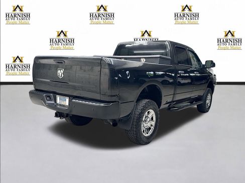 Used 2017 RAM 2500 Tradesman w/ Chrome Appearance Group AWD/4WD image 6
