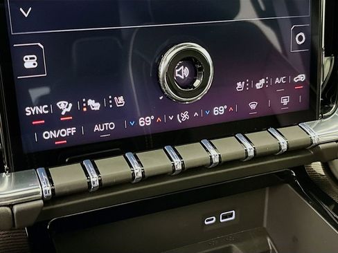 New 2026 GMC Yukon Elevation w/ Elevation Premium Package image 16