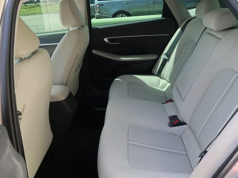 Used 2021 Hyundai Sonata SEL FWD image 19