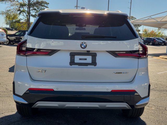 Used 2026 BMW X1 xDrive28i AWD/4WD image 4