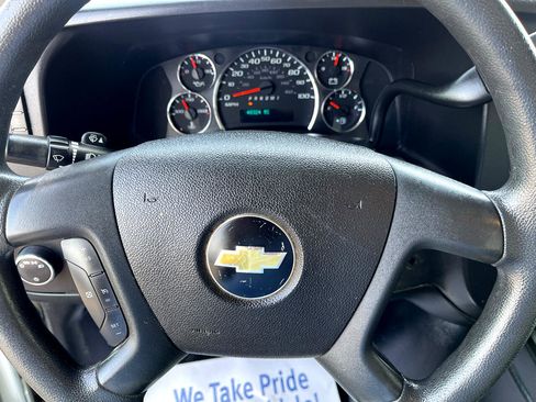 Used 2019 Chevrolet Express 3500 w/ Power Convenience Package image 19