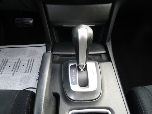 Used 2013 Honda Crosstour EX image 28