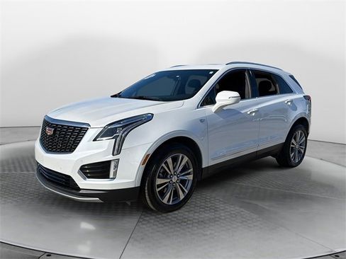 Certified 2025 Cadillac XT5 Premium Luxury image 3
