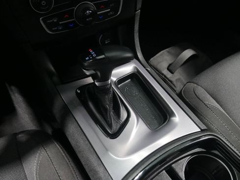 Used 2022 Dodge Charger SXT w/ Blacktop Package image 24