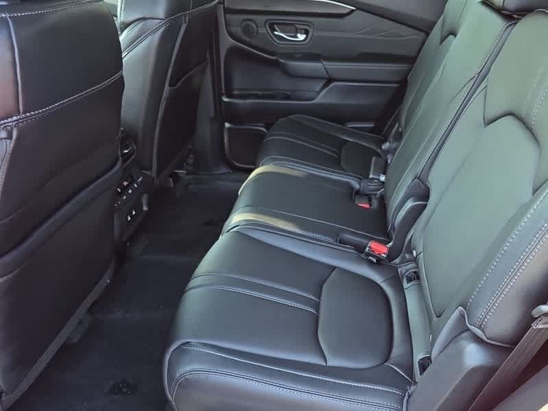 New 2026 Honda Pilot Touring image 10