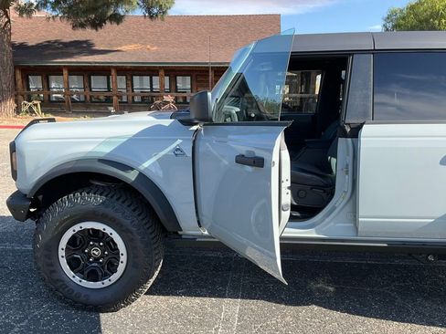 Certified 2024 Ford Bronco Black Diamond w/ Sasquatch Package image 56