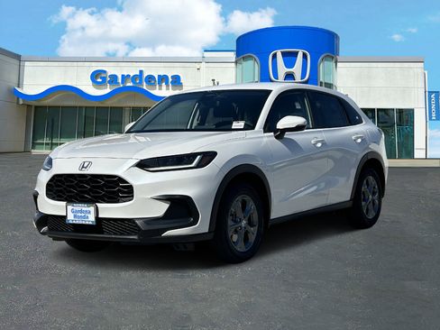 New 2027 Honda HR-V LX image 3