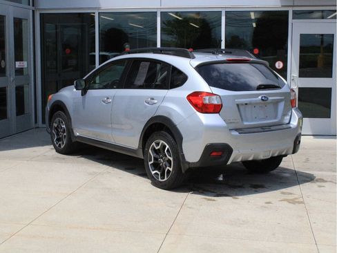 Used 2017 Subaru Crosstrek 2.0i Premium AWD/4WD image 8