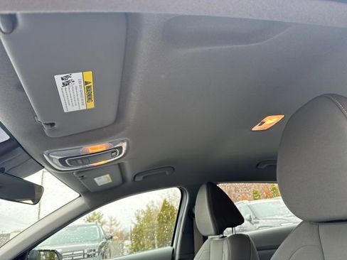 Certified 2025 Hyundai Elantra Sport image 21