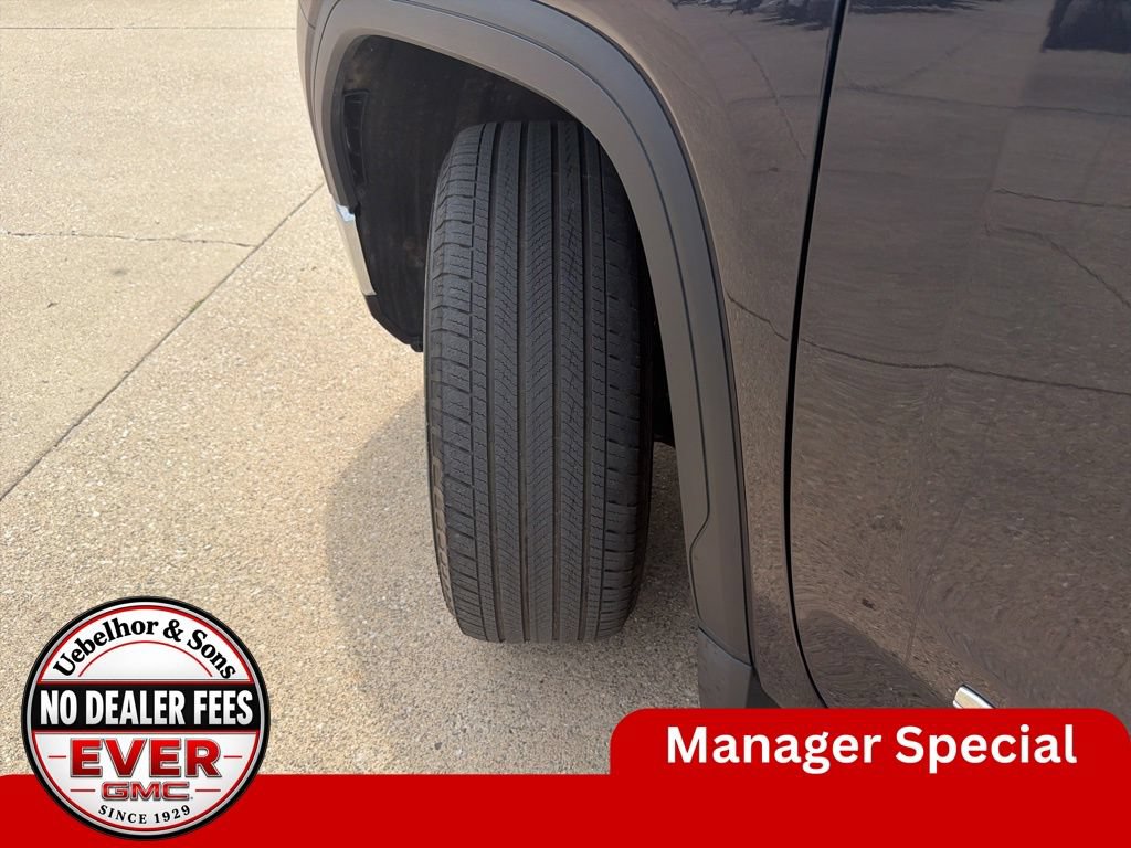 Used 2025 GMC Sierra 1500 SLT AWD/4WD image 19
